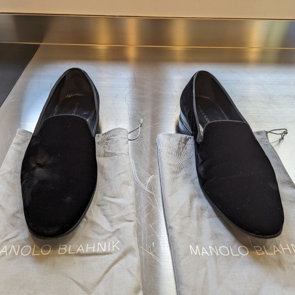 Manola Blahnik Mario Black Velvet Loafers ($845 retail, worn once, 10.5 UK)